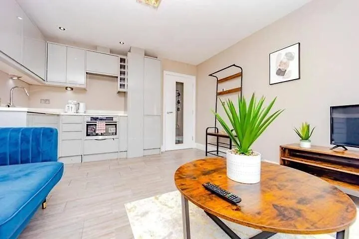 Hazelnut Seafront One Bedroom Bn1Gre17 Brighton United Kingdom